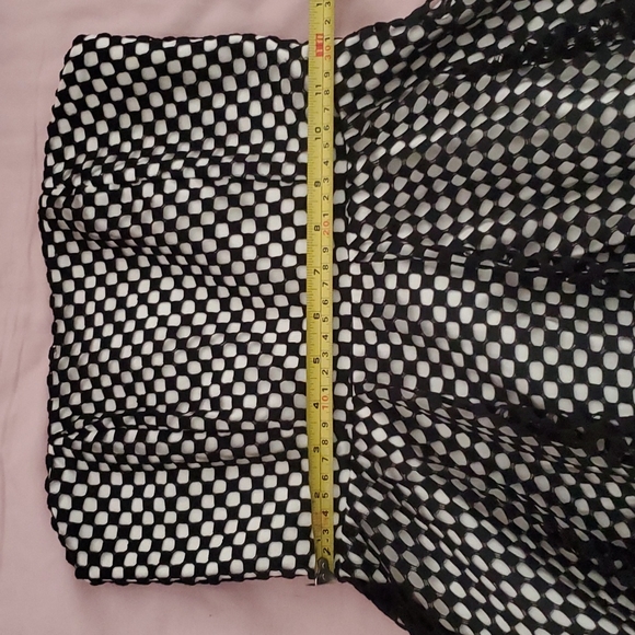 Asymmetrical checkered flared dress mesh overlay - Picture 6 of 6